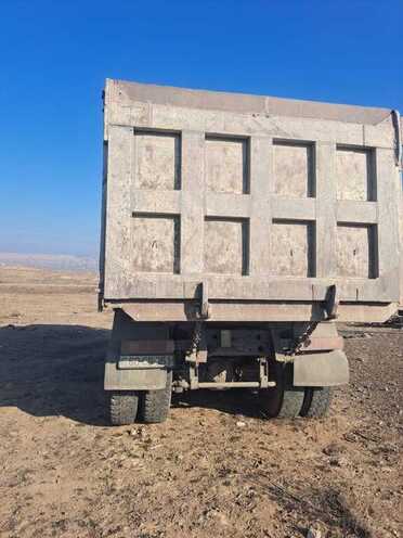 HOWO Sinotruk 2014, 241,000 km - 9.7 l - Tovuz