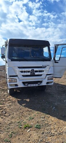 HOWO Sinotruk 2014, 241,000 km - 9.7 l - Tovuz