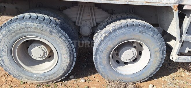 HOWO Sinotruk 2014, 241,000 km - 9.7 l - Tovuz