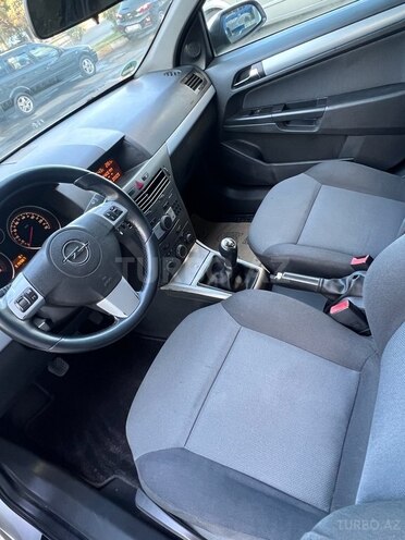 Opel Astra 2006, 254,000 km - 1.4 l - Sumqayıt