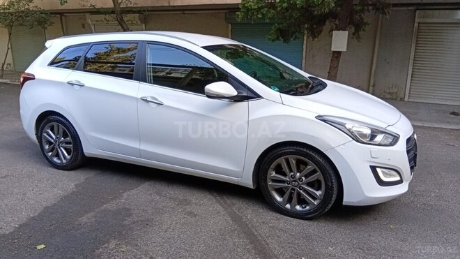 Hyundai i30 2016, 213,000 km - 1.6 л - Bakı