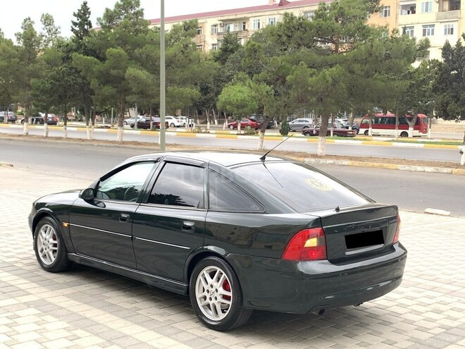Opel Vectra 1999, 319,245 km - 1.8 l - Sumqayıt