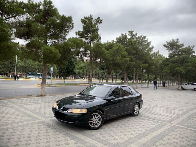 Opel Vectra 1999, 319,245 km - 1.8 l - Sumqayıt