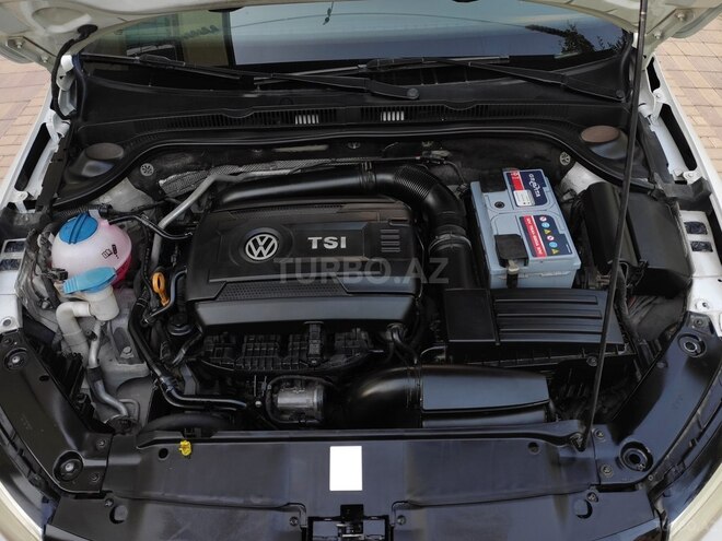 Volkswagen Jetta 2015, 188,293 km - 1.8 l - Bakı