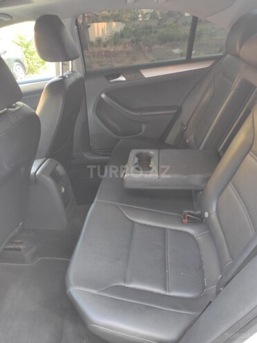 Volkswagen Jetta 2015, 188,293 km - 1.8 l - Bakı