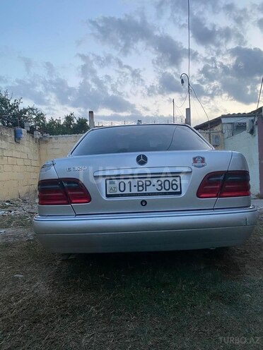 Mercedes E 320 1998, 380,000 km - 3.2 l - Bakı