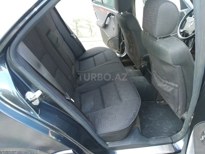 Mercedes C 200 1999, 420,000 km - 2.2 l - Bakı