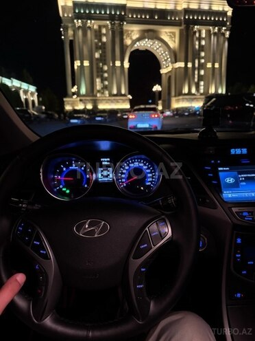 Hyundai Avante 2013, 220,000 km - 1.6 l - Bakı