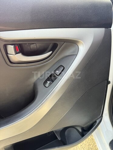 Hyundai Avante 2013, 220,000 km - 1.6 l - Bakı