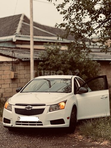 Chevrolet Cruze 2012, 317,000 km - 1.4 л - Quba