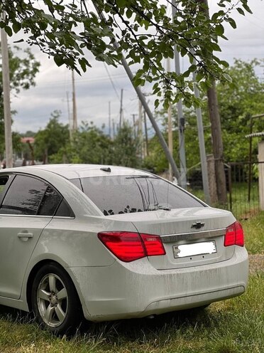 Chevrolet Cruze 2012, 317,000 km - 1.4 л - Quba