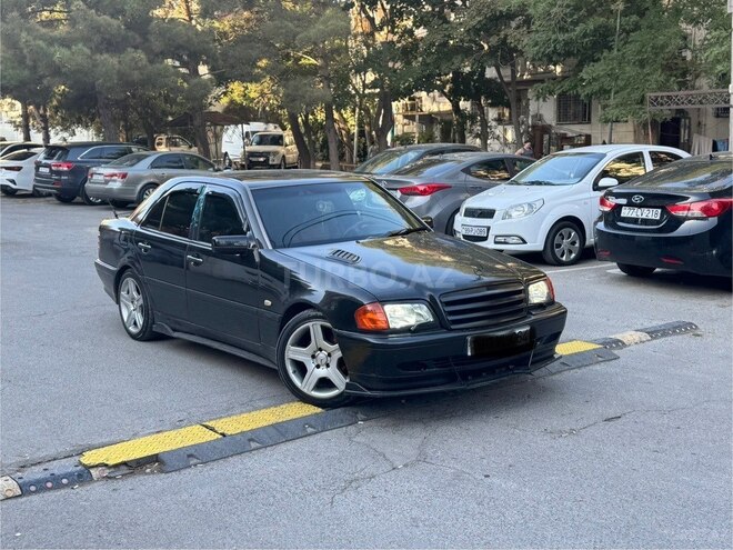 Mercedes C 240 1997, 352,588 km - 2.4 l - Bakı