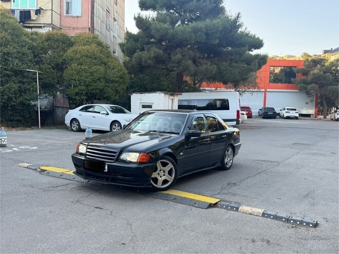 Mercedes C 240 1997, 352,588 km - 2.4 l - Bakı