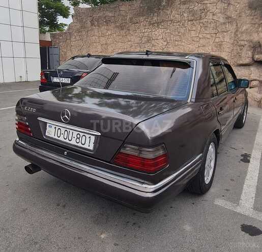 Mercedes 220 E 1994, 760,000 km - 2.2 l - Bakı
