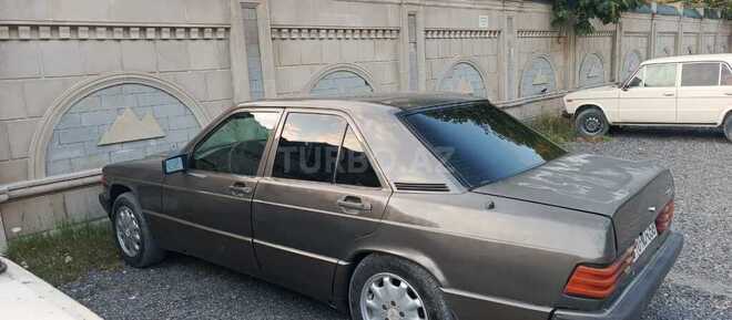 Mercedes 190 1989, 400,000 km - 2.0 l - Qəbələ