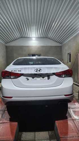 Hyundai Elantra 2015, 193,926 km - 2.0 l - Masallı