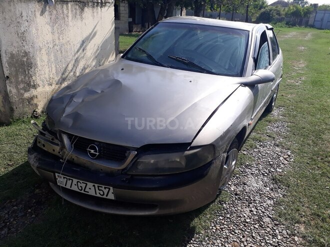 Opel Vectra 1997, 208,500 km - 2.0 l - Sabirabad