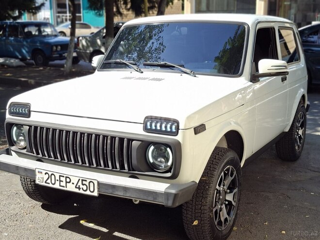 LADA (VAZ) Niva 2015, 200,000 km - 1.7 l - Zaqatala