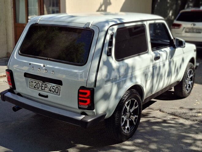 LADA (VAZ) Niva 2015, 200,000 km - 1.7 l - Zaqatala