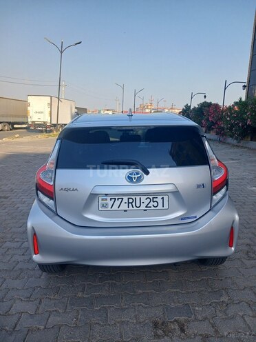 Toyota Aqua 2018, 70,000 km - 1.5 л - Bakı