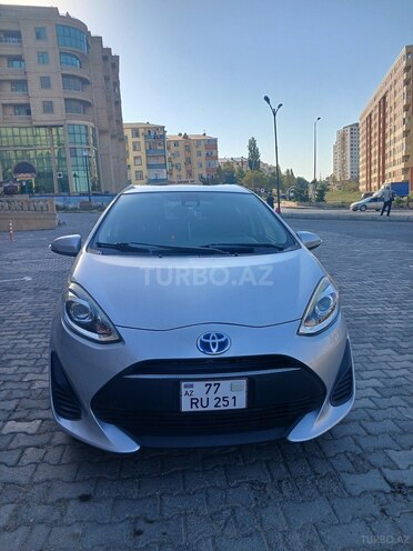 Toyota Aqua 2018, 70,000 km - 1.5 л - Bakı