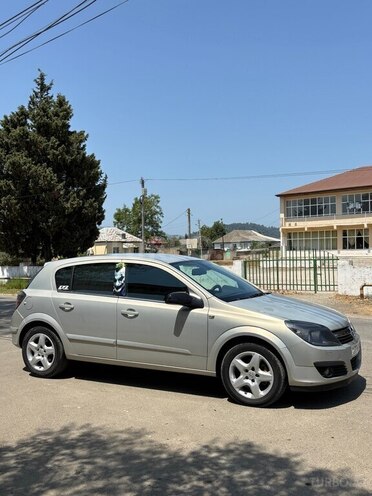 Opel Astra 2006, 286,000 km - 1.3 l - Astara