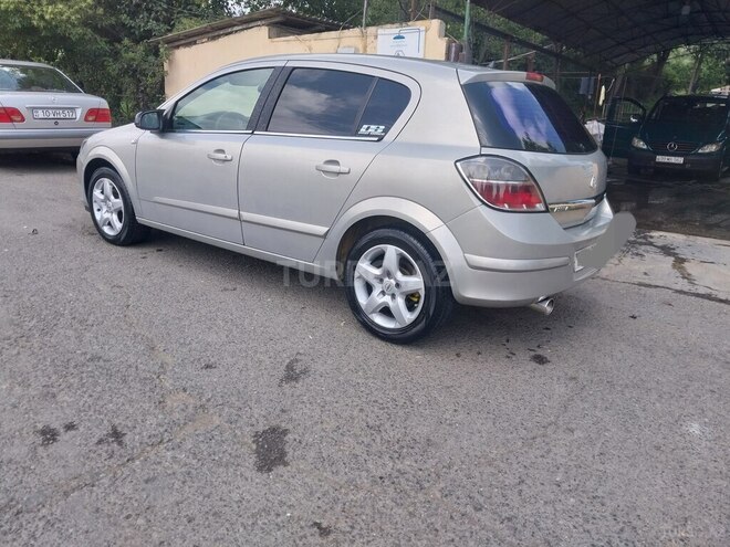 Opel Astra 2006, 286,000 km - 1.3 l - Astara