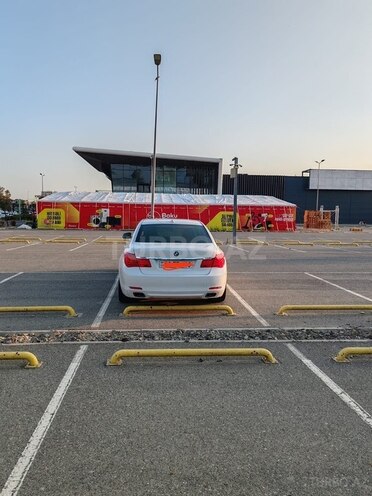 BMW 750 2008, 272,000 km - 4.4 l - Bakı