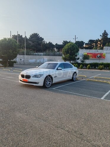 BMW 750 2008, 272,000 km - 4.4 l - Bakı