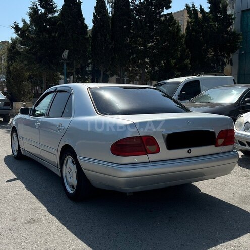 Mercedes E 230 1997, 333,111 km - 2.3 l - Sumqayıt