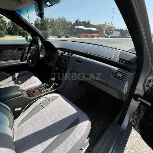 Mercedes E 230 1997, 333,111 km - 2.3 l - Sumqayıt