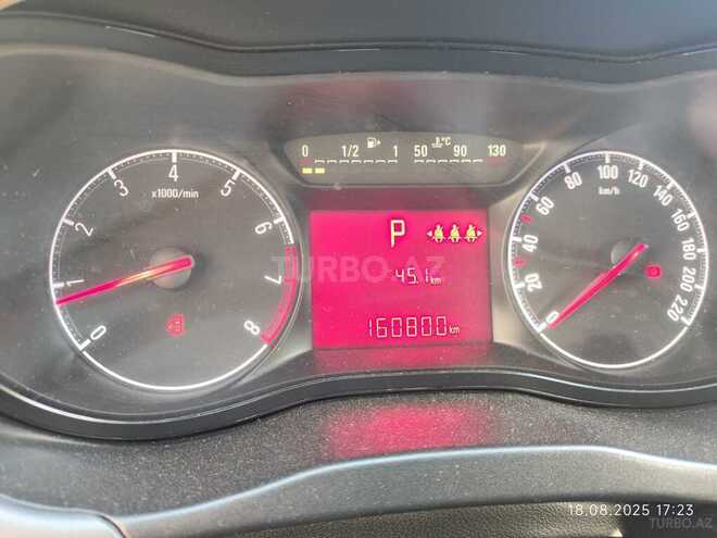Opel Corsa 2015, 160,000 km - 1.4 л - Bakı