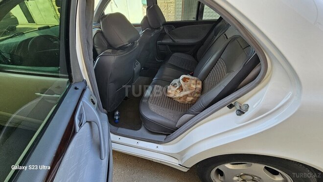 Mercedes E 270 2001, 350,000 km - 2.7 l - Bakı