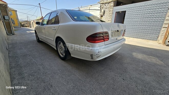 Mercedes E 270 2001, 350,000 km - 2.7 l - Bakı