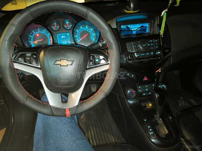 Chevrolet Cruze 2013, 382,566 km - 1.4 l - Neftçala