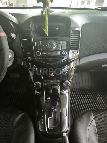 Chevrolet Cruze 2013, 382,566 km - 1.4 l - Neftçala