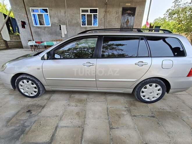 Toyota Corolla 2006, 272,325 km - 1.4 l - Neftçala