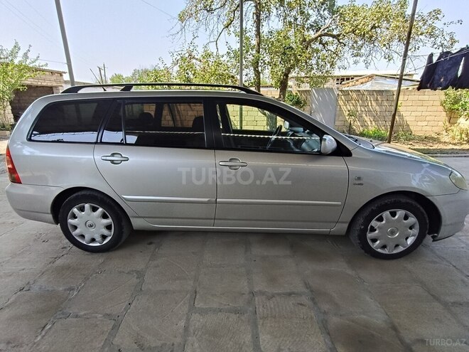 Toyota Corolla 2006, 272,325 km - 1.4 l - Neftçala