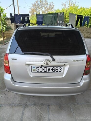 Toyota Corolla 2006, 272,325 km - 1.4 l - Neftçala