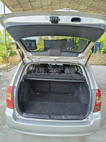 Toyota Corolla 2006, 272,325 km - 1.4 l - Neftçala