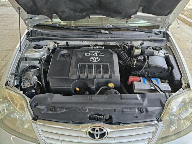 Toyota Corolla 2006, 272,325 km - 1.4 l - Neftçala