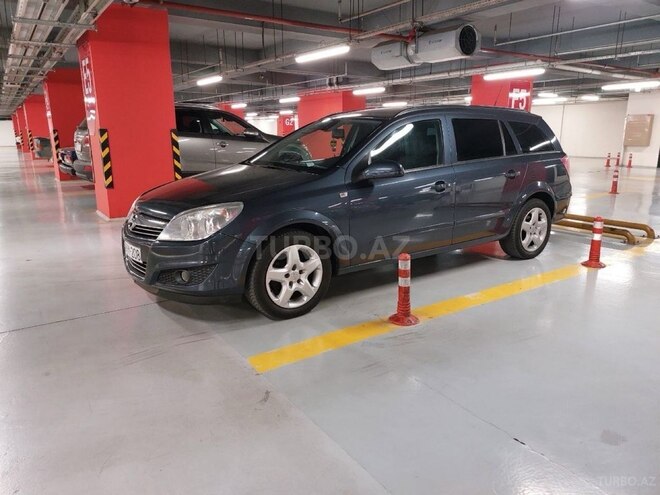 Opel Astra 2007, 320,000 km - 1.4 l - Naftalan
