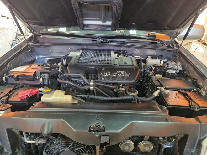 Toyota Land Cruiser Prado 2004, 272,000 km - 3.0 л - Bakı