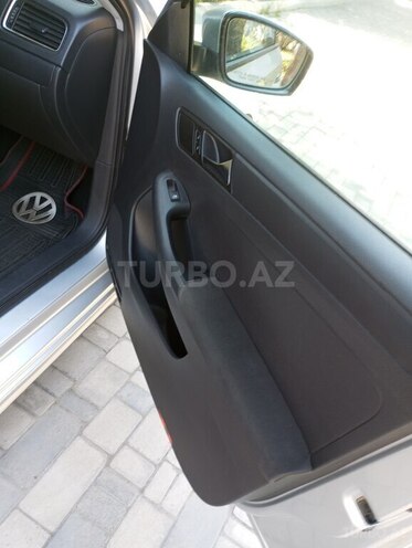 Volkswagen Jetta 2012, 241,402 km - 2.0 l - Bakı