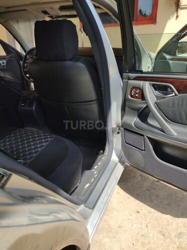 Mercedes E 320 2000, 280,000 km - 3.2 l - Ağcabədi