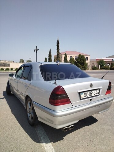 Mercedes C 230 1999, 436,947 km - 2.3 l - Saatlı