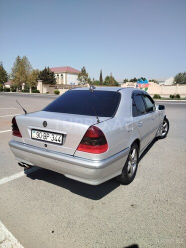 Mercedes C 230 1999, 436,947 km - 2.3 l - Saatlı