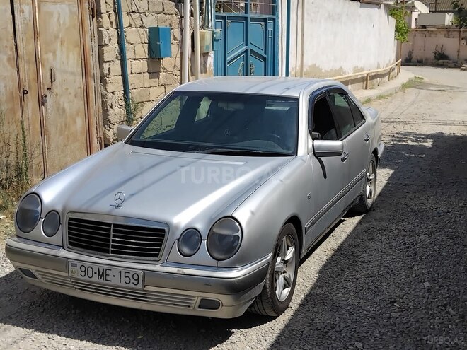 Mercedes E 230 1995, 321,942 km - 2.3 l - Bakı