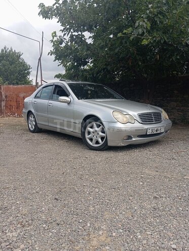 Mercedes C 200 2001, 294,440 km - 2.0 л - Qazax
