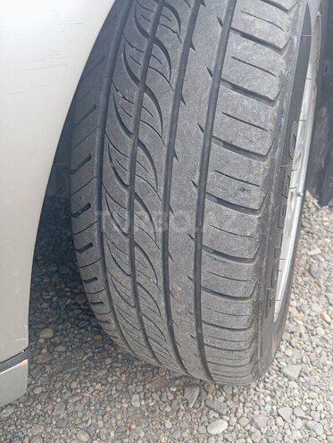 Mercedes C 200 2001, 294,440 km - 2.0 л - Qazax